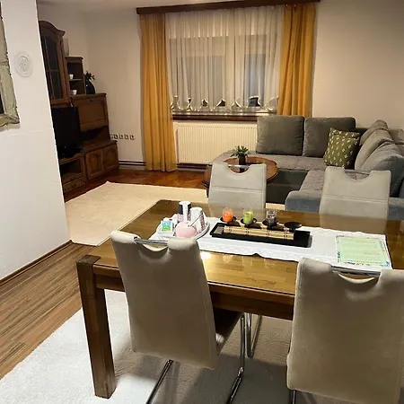 Apartment House Jasmina Bihac