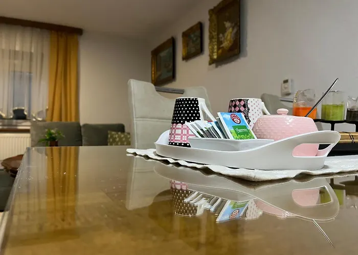 House Jasmina Apartamento Bihać